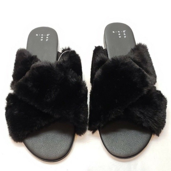 faux fur slippers slides